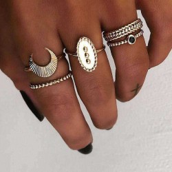 5 Pcs Bohemian Finger Rings Set Moon Oval Shield Ring Fashion Jewelry for Women