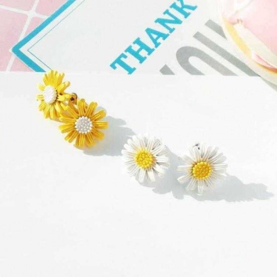 Cute Earring Sweet Daisy Flower Stud Earrings Fashion Yellow White Earrings for Women