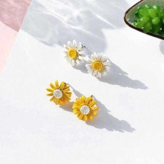 Cute Earring Sweet Daisy Flower Stud Earrings Fashion Yellow White Earrings for Women