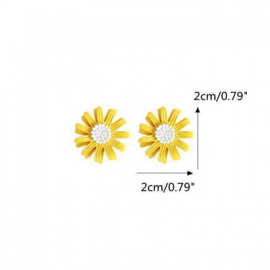 Cute Earring Sweet Daisy Flower Stud Earrings Fashion Yellow White Earrings for Women