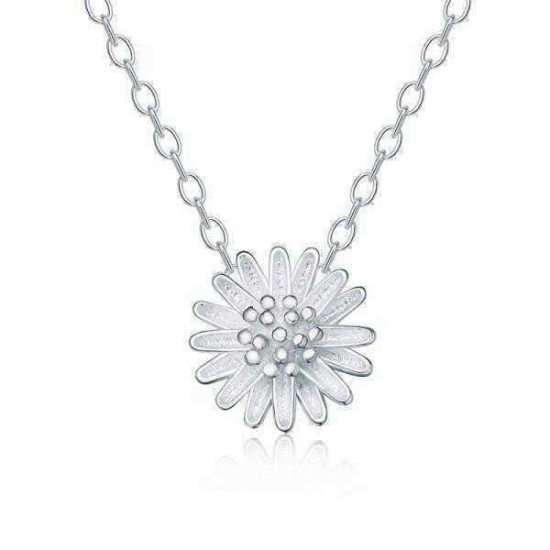 Delicate Daisy S925 Sterling Silver Short Necklaces for Women