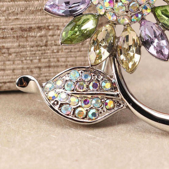 Elegant Colorful Crystal Rhinestone Sunflower Brooch Exquisite Pin for Men and Women