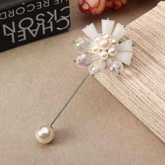 Elegant Flower Scarf Suit Brooch Vintage Artificial Pearl Rhinestone Pin Women Clothing Accessories