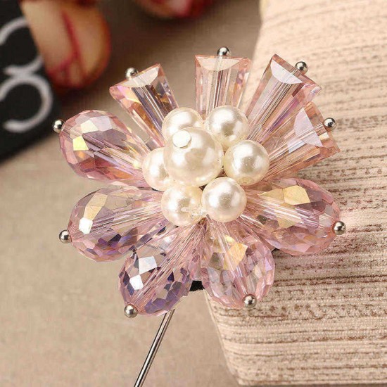 Elegant Flower Scarf Suit Brooch Vintage Artificial Pearl Rhinestone Pin Women Clothing Accessories