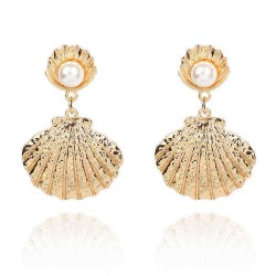 Elegant Shell Pearl Ear Drop Zinc Alloy Trendy Style Earring For Women