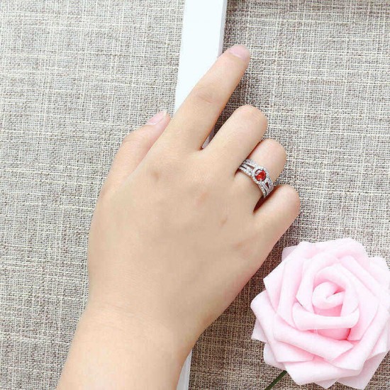 Elegant Women Ring Luxury White Gold Plated Sapphire Ruby Anallergic Wedding Bridal Ring Best Gift