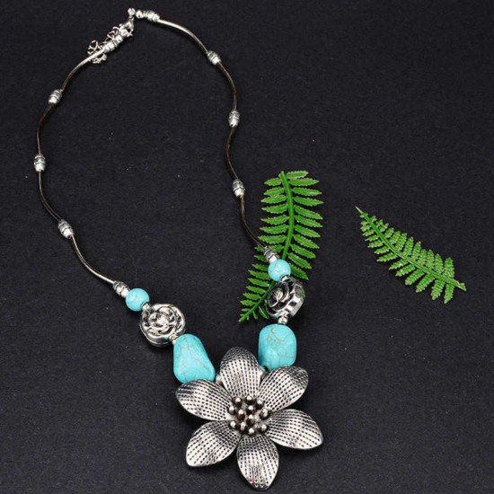 Ethnic Antique Silver Flower Pendant Necklace Vintage Turquoise Womens Necklaces Boho Women Jewelry