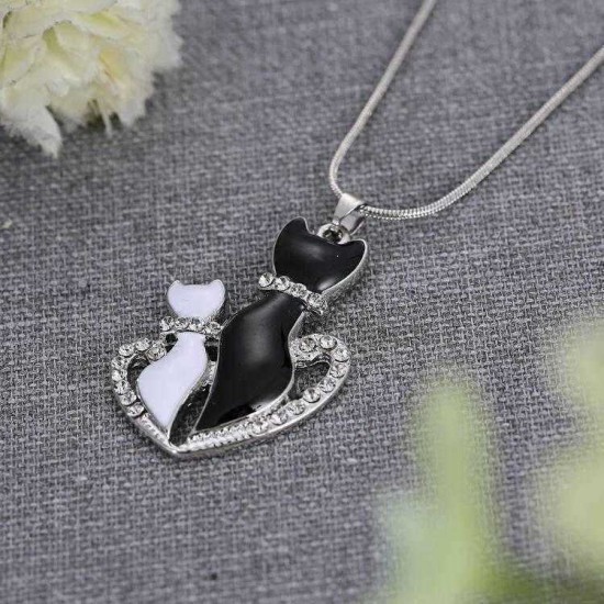 Lovely Cats Heart Pendant Lovers Couple Necklace Chain Jewelry Gift