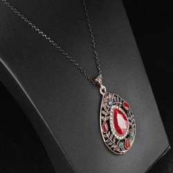 Vintage Pendant Necklace Hollow Leaf Red Gemstone Water Drop Charm Necklace Ethnic Jewelry for Women