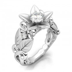 Vintage Platinum Plated Inlaid Silver Flower Leaf Hollow Zirconia Ring for Women