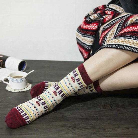 Women Autumn National Wind Cotton Socks Warm Comfortable Middle Tube Socks