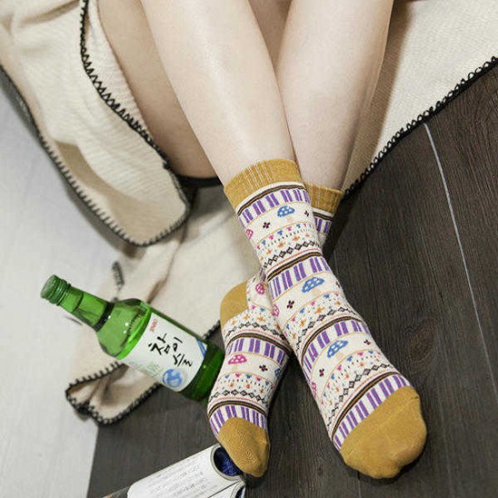 Women Autumn National Wind Cotton Socks Warm Comfortable Middle Tube Socks