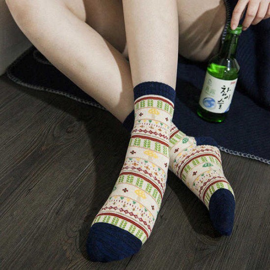 Women Autumn National Wind Cotton Socks Warm Comfortable Middle Tube Socks