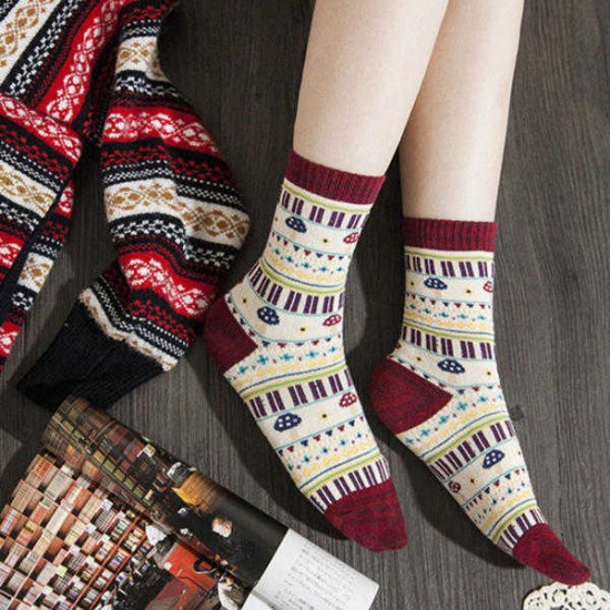 Women Autumn National Wind Cotton Socks Warm Comfortable Middle Tube Socks