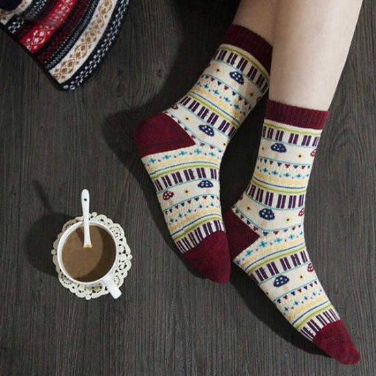 Women Autumn National Wind Cotton Socks Warm Comfortable Middle Tube Socks