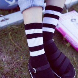 Women Autumn Warm Striped Cotton Middle Tube Socks Casual Sports Breathable Socks