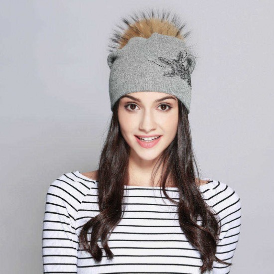 Women Casual Warm Wool Knitted Hat Detachable Pompom Knit Beanie Cap