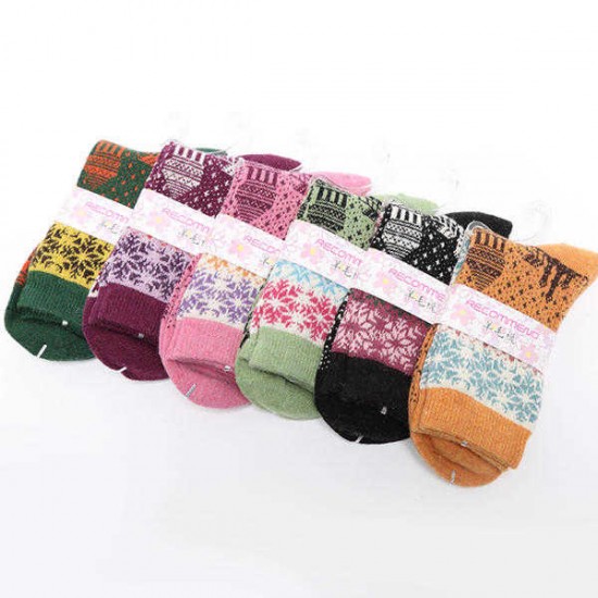 Women Ethnic Style Winter Wool Blend Warm Middle Tube Socks Casual Thick Snowflakes Cute Socks