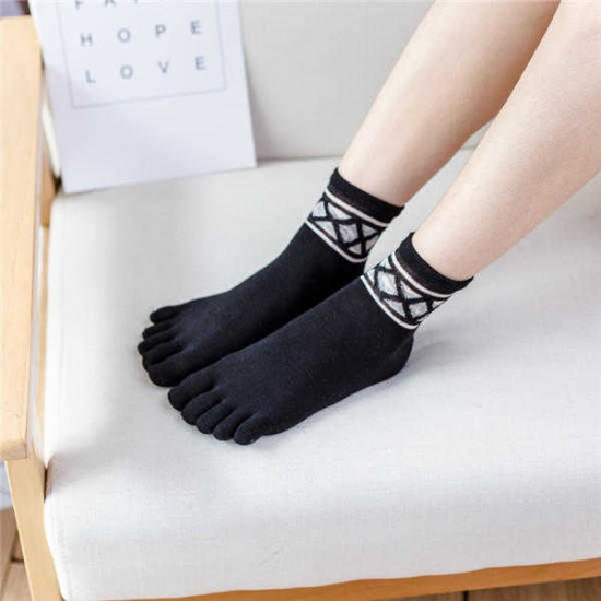 Women Spring Cotton Breathable Middle Tube Socks Deodorant Sweat Five Toe Socks