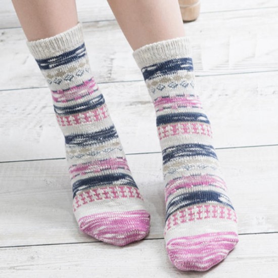 Women Vintage Cotton Middle Tube Socks Casual Knit Socks Winter Warm Socks