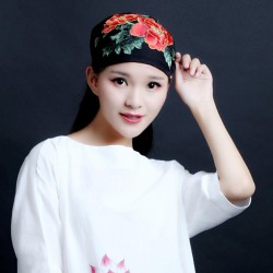 Women Vintage Floral Peony Embroidered Beanie Caps Fashion Classic Outdoor Turban Hat