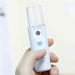 Nano Facial  Mini Handy Face Sprayer USB Rechargeable Mini Facial Steamers Face Sprayer Beauty Machine