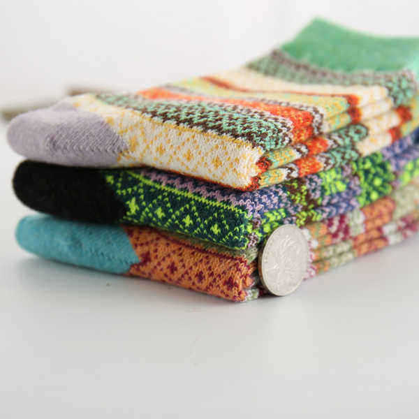 5-Pairs-Women-Cotton-Socks-Harajuku-Style-Stripe-Gird-Deer-Pattern-Elastic-Mid-Calf-Hosiery-1101342