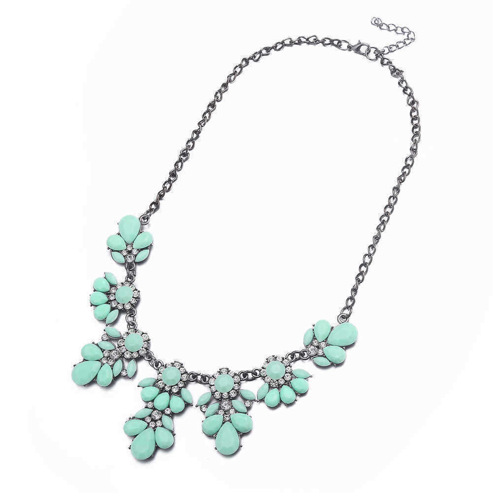 Cyan-Stylish-Collar-Necklace-Resin-Drop-Shape-Flower-Crystal-Fresh-Summer-Item-1142177