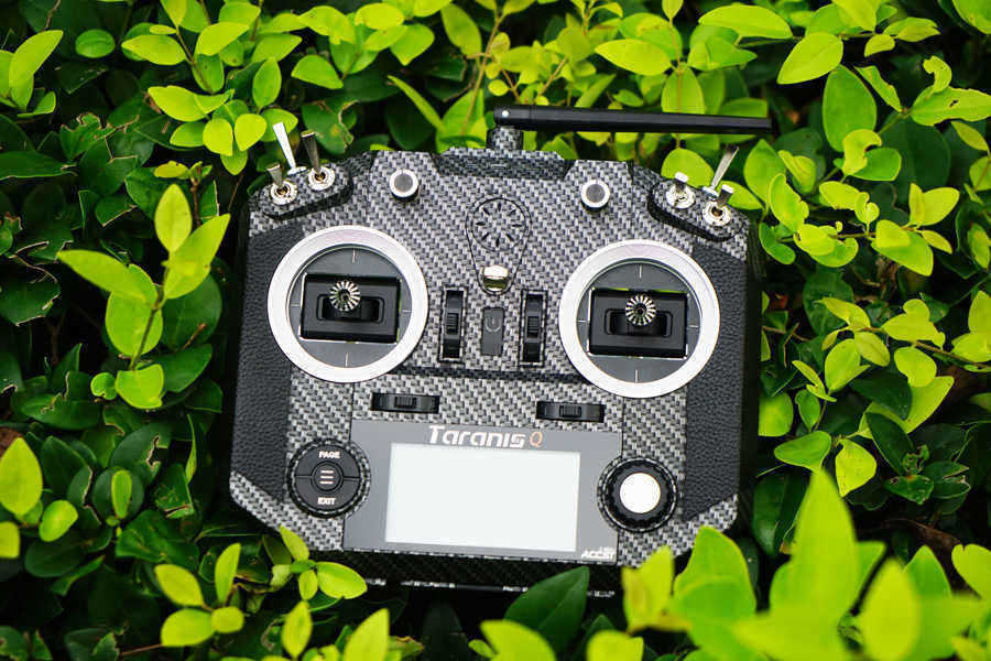 Frsky-24G-16CH-ACCST-Taranis-Q-X7S-Carbon-Fiber-Water-Transfer-Transmitter-Mode2-M7-for-RC-Drone-1198299