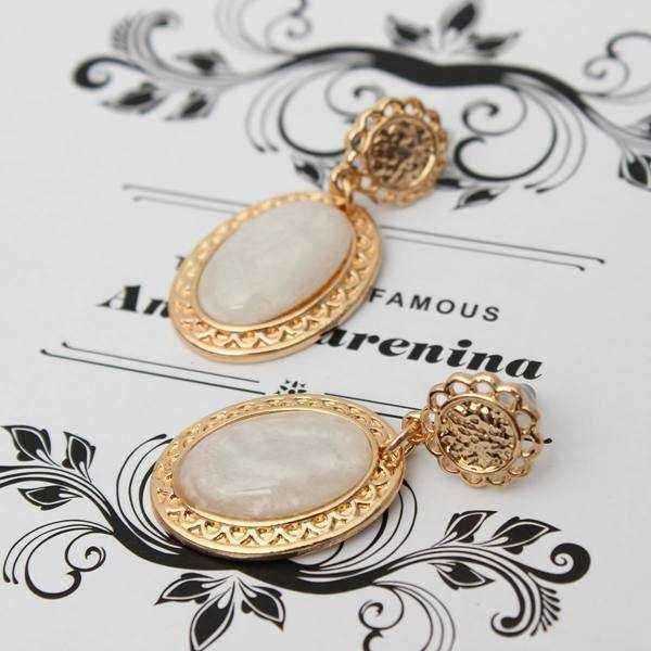 Hollow-Flower-Water-Drop-Oval-Gem-Dangle-Earrings-For-Women-975491