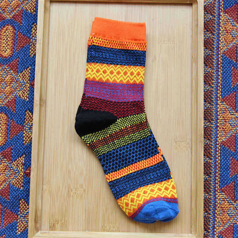 Unisex-Women-Men-Harajuku-Style-Stripe-Cotton-Socks-Design-Multi-Color-Mid-Calf-Hosiery-1019527