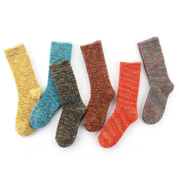 Women-Artistic-Colorful-Warm-Middle-Tube-Socks-Winter-Thick-Lines-Piles-Socks-1184726