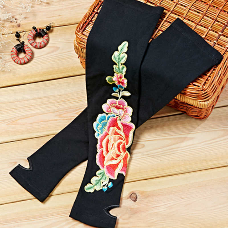 Women-Cashmere-Embroidered-Flowers-Velvet-Warm-Long-Sleeves-Half-Finger-Wrist-Glove-1340531