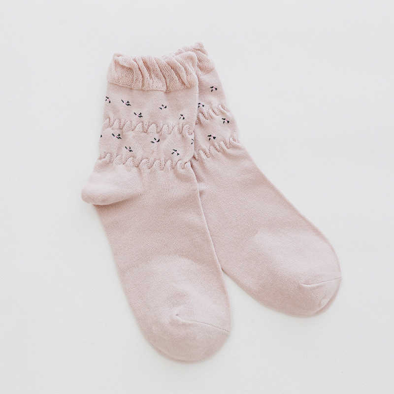 Women-Combed-Cotton-Athletic-Socks-Indoor-Floral-Breathable-Deodorization-Floor-Tube-Sock-1369053