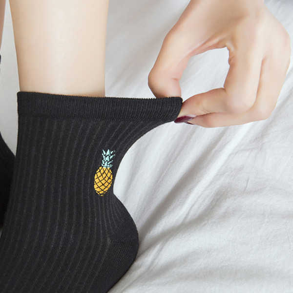 Women-Cotton-Pineapple-Embroidery-Middle-Tube-Socks-Soft-Breathable--Short-Sports-Socks-1273072