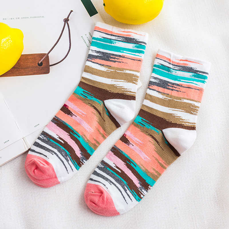 Women-Cotton-Striped-Athletic-Socks-Outdoor-Good-Elastic-Tube-Sock-1338583