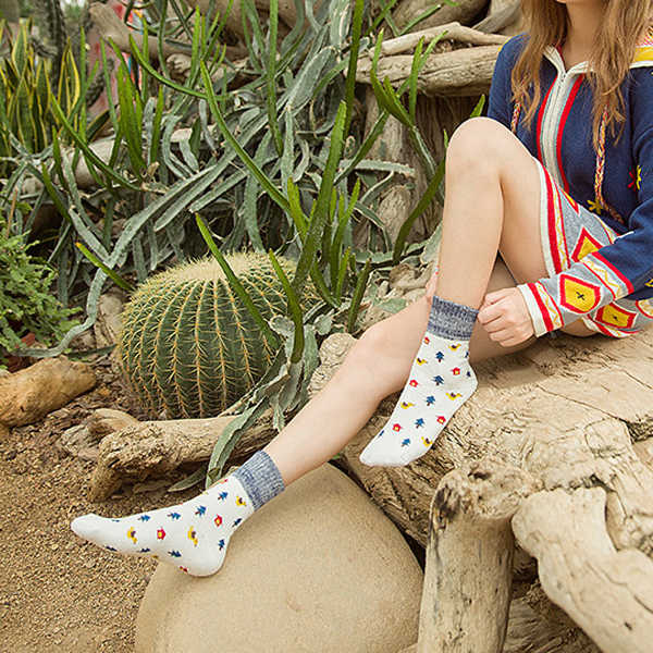 Women-Ladies-Cartoon-Tree-Printed-Cotton-Socks-Harajuku-Style-Design-Mid-Calf-Hosiery-1094404