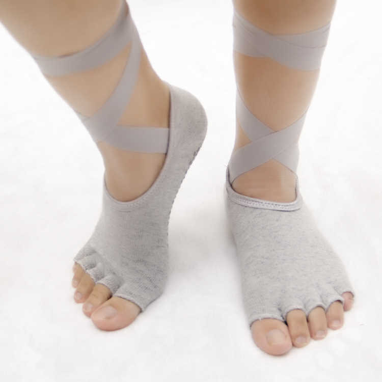 Women-Ladies-Five-Finger-Toes-Yoga-Socks-Ballet-Sports-Lace-Non-Slip-Exposed-Instep-Yoga-Socks-1117038