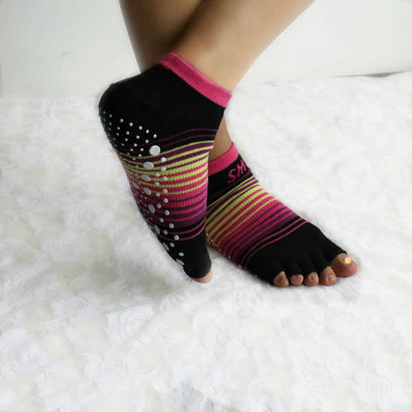 Women-Ladies-Stripe-Five-Toes-Yoga-Socks-Bare-Toes-Tube-Cotton-Non-Slip-Sports-Socks-1117041