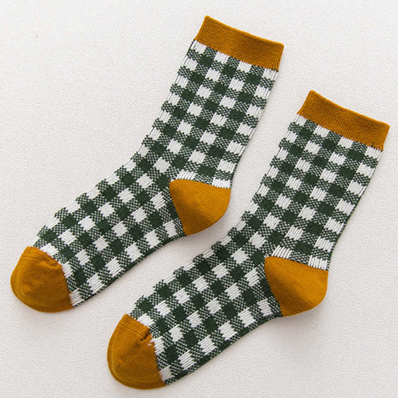 Women-Students-Cotton-Plaid-Middle-Tube-Socks-1345104