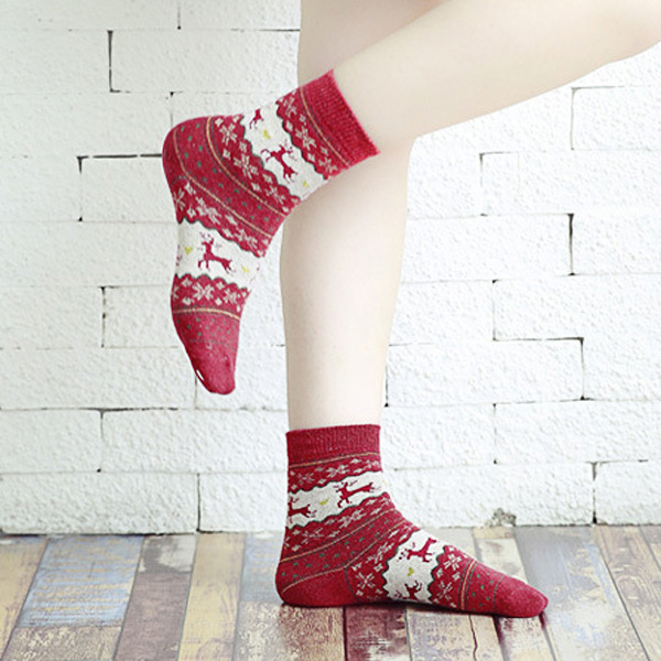 Women-Thickened-Wool-Socks-Deer-Pattern-Christmas-Stockings-1102606