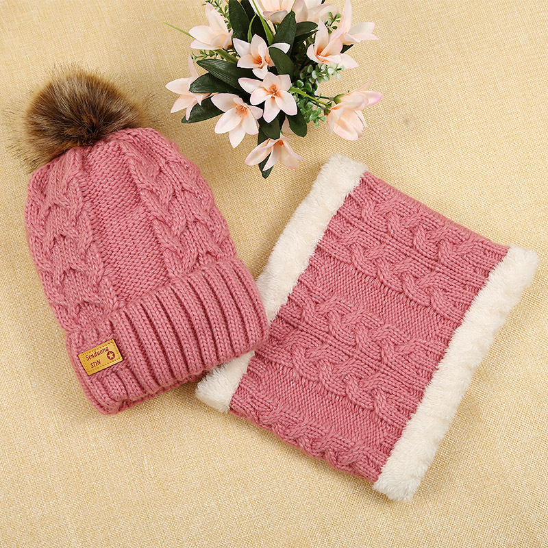 Women-Winter-Thicken-Warm-Knitted-Hat-And-Collar-Scarf-Set-Casual-Windproof-Adjustable-Hat-1211313