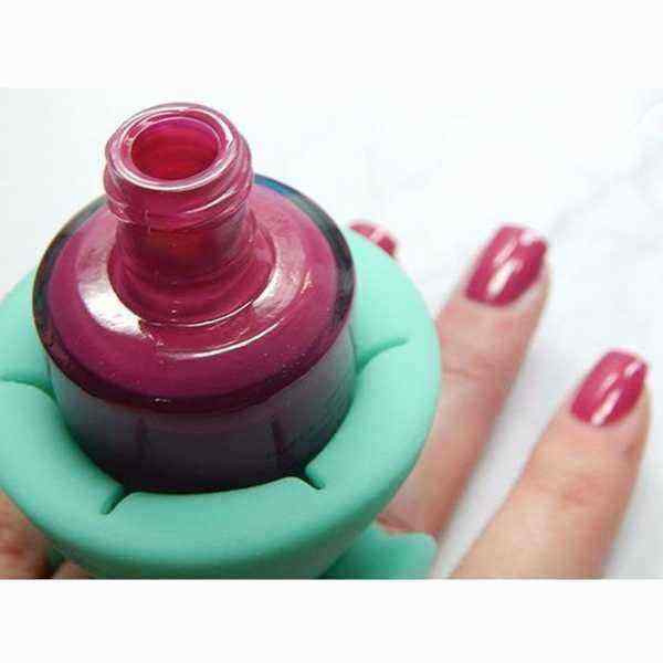 3-Colors-Wearable-Nail-Polish-Bottle-Display-Silicone-Round-Holder-Stand-1063607