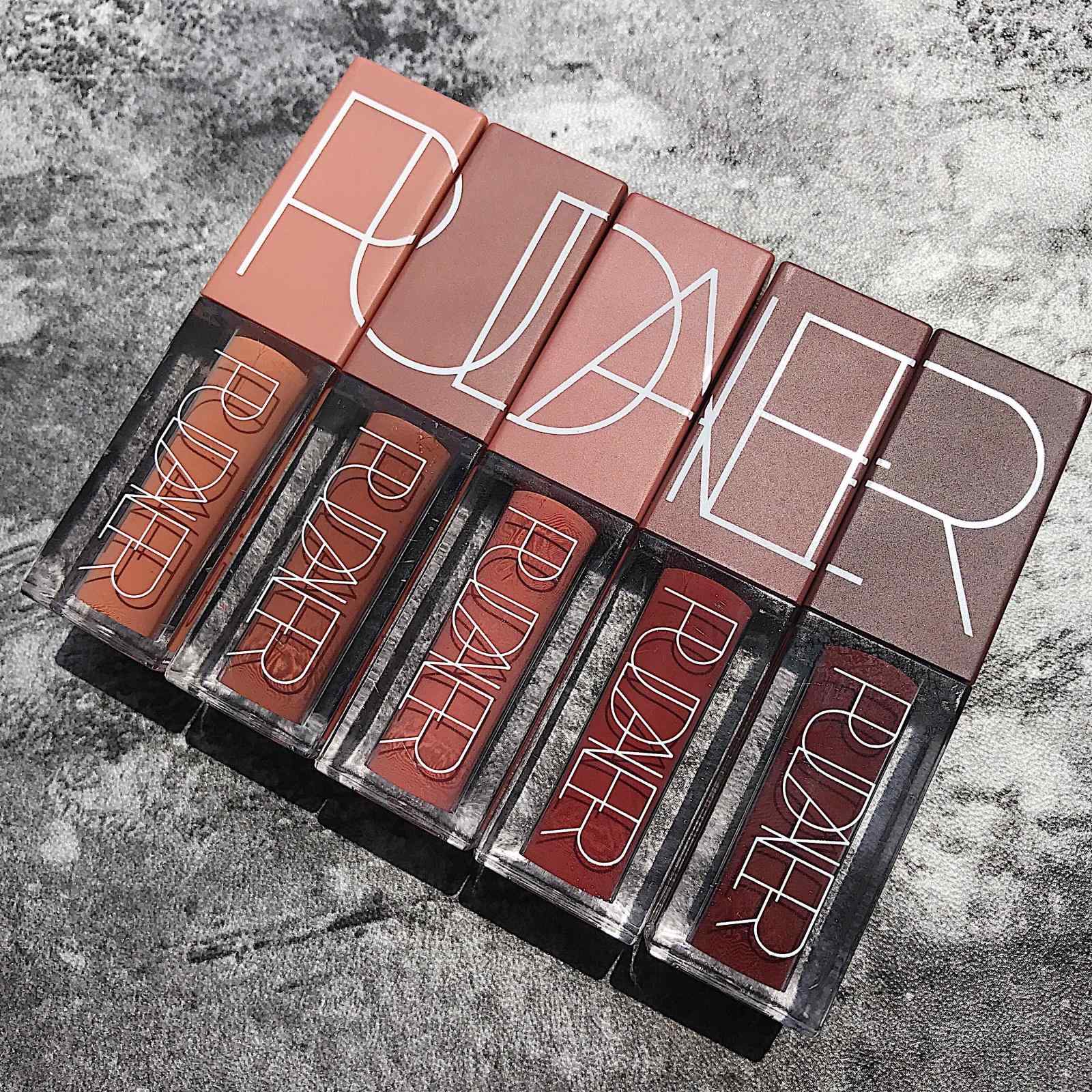 PUDAIER-Matte-Velvet-Lip-Gloss-Liquid-Long-Lasting-Kiss-Proof-Waterproof-Makeup-Cosmetics-1150162