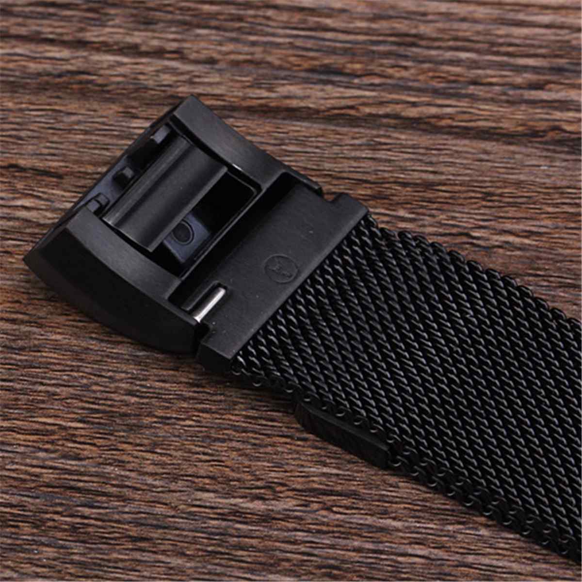 Replacement-Magnetic-Metal-Wristband-Strap-For-Fitbit-Charge-2-Heart-Rate-Tracker-Monitor-1107627