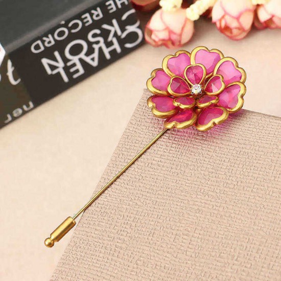 Antique Gold Plated Crystal Flower Brooch Elegant Alloy Pin Women Jewelry