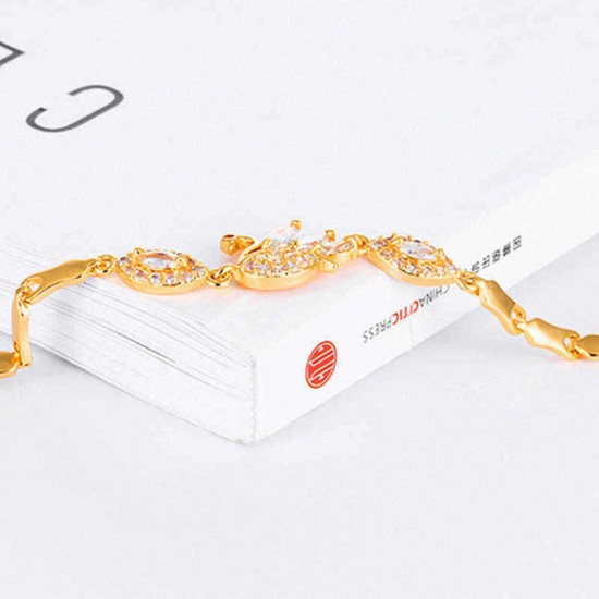 Beautiful Diamond-Studded Zircon Plated  Female Bracelet-18K gold