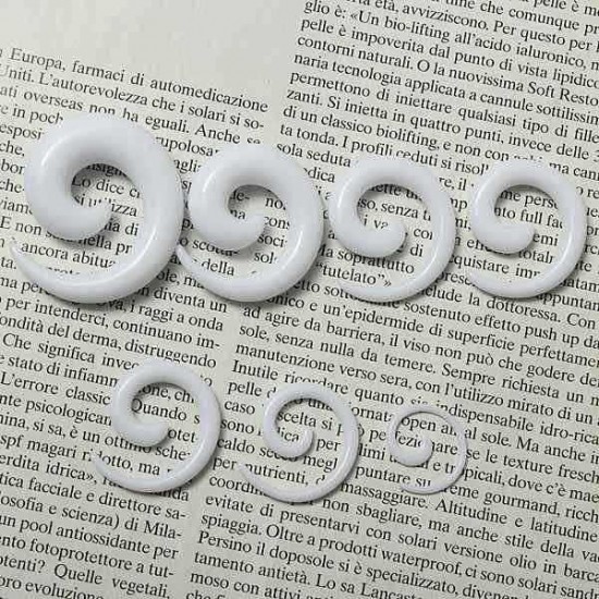 Black White Acrylic Carved Spiral Snail Tapered Ear Plug Ear Expander