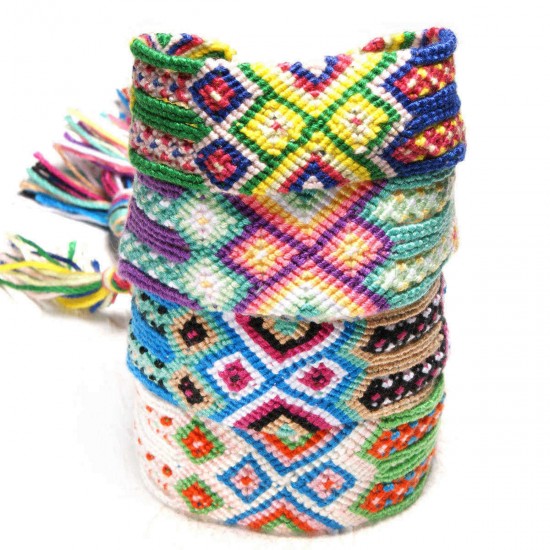Bohemian Charm Bracelet Vintage Hand Wave Tassels Jewelry Colorful Bracelets for Women Men Bohemian Charm Bracelet Vintage Hand Wave Tassels Jewelry Colorful Bracelets for Women Men