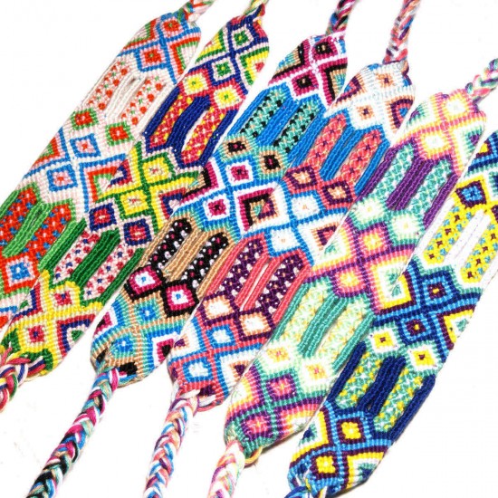 Bohemian Charm Bracelet Vintage Hand Wave Tassels Jewelry Colorful Bracelets for Women Men Bohemian Charm Bracelet Vintage Hand Wave Tassels Jewelry Colorful Bracelets for Women Men